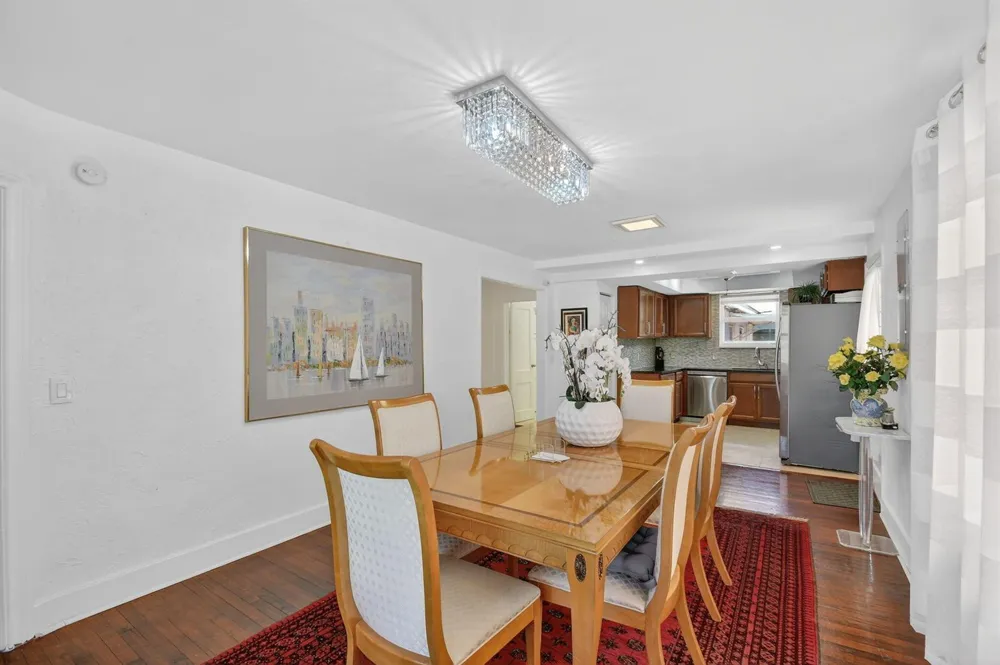 328 Monroe Drive West Palm Beach, FL 33405