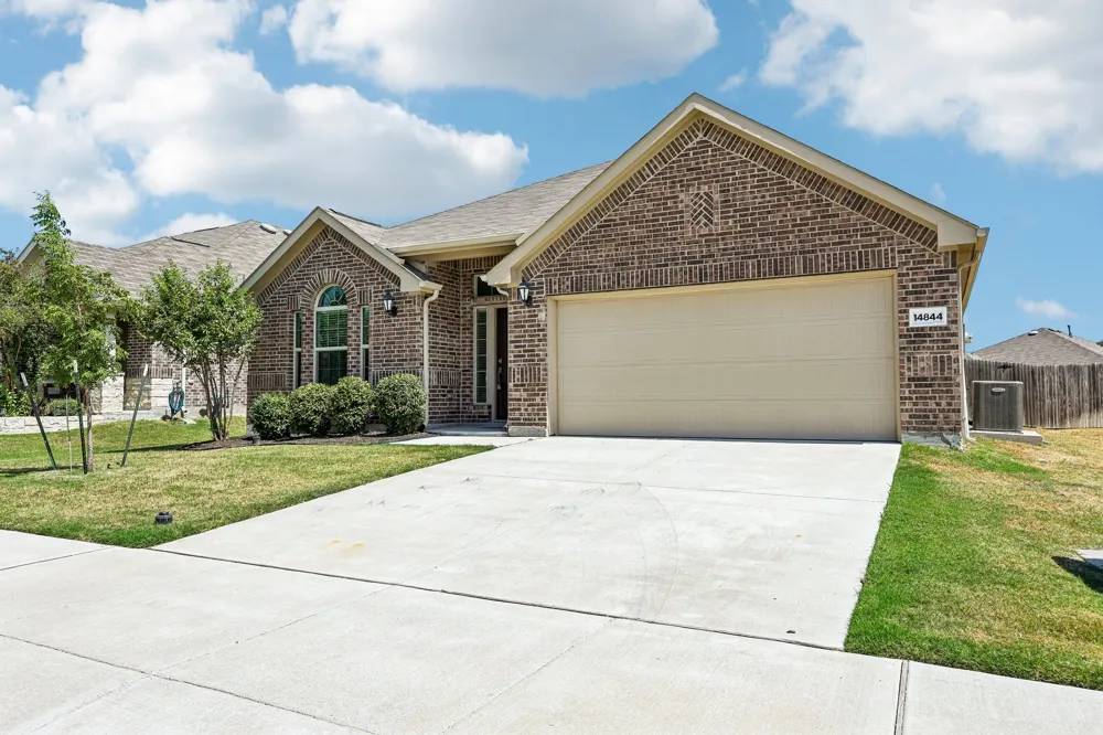 14844 Equine Trail Haslet, TX 76052
