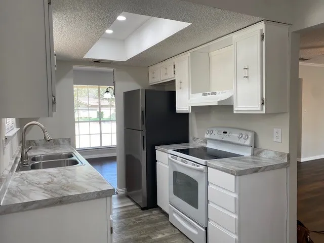 2022 Tiehack Lane Garland, TX 75044