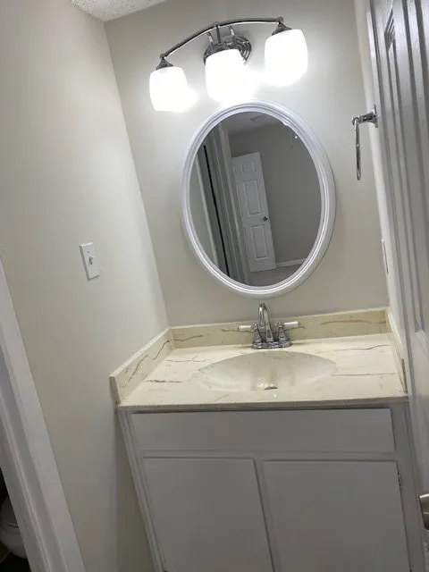 2022 Tiehack Lane Garland, TX 75044