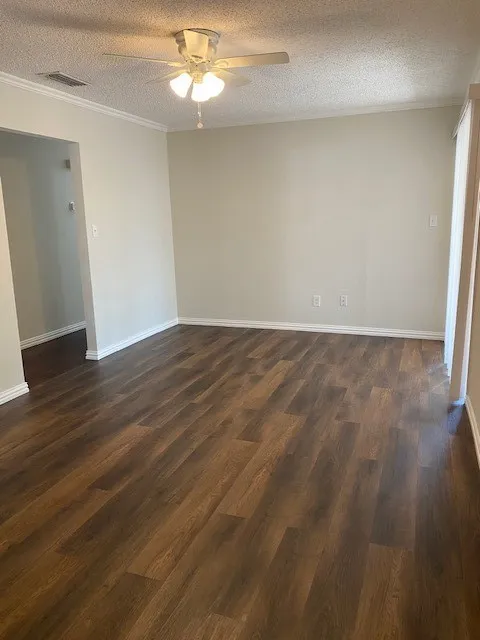2022 Tiehack Lane Garland, TX 75044