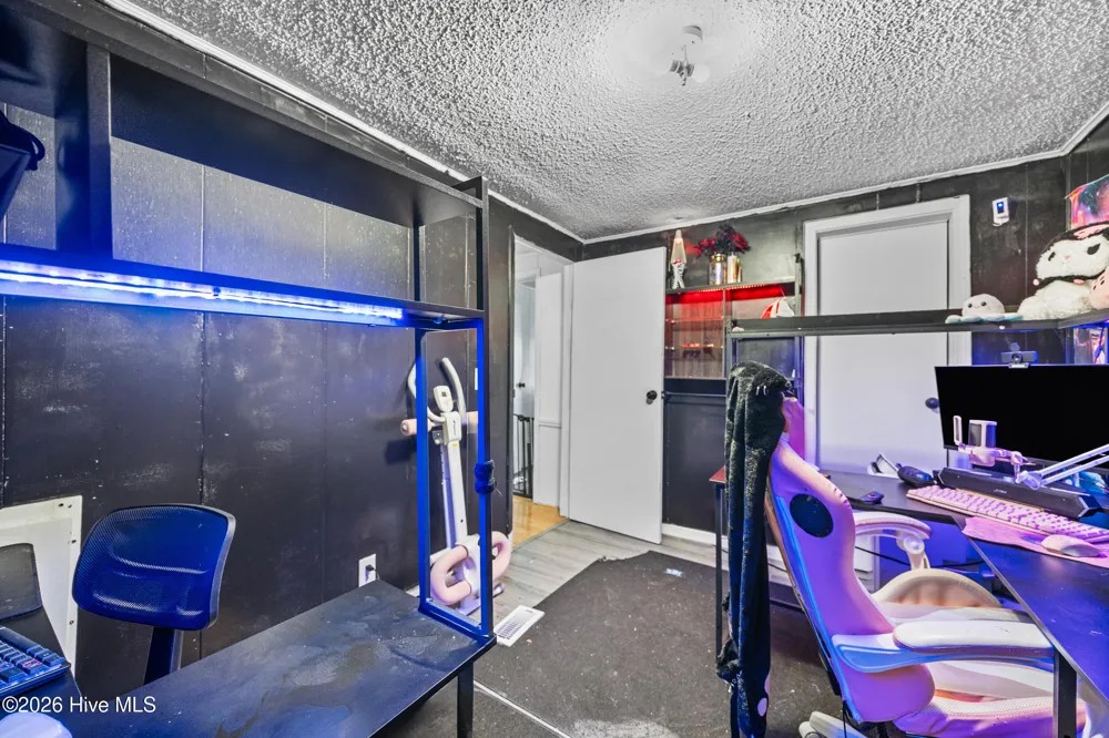 208 Early Drive Jacksonville, NC 28540
