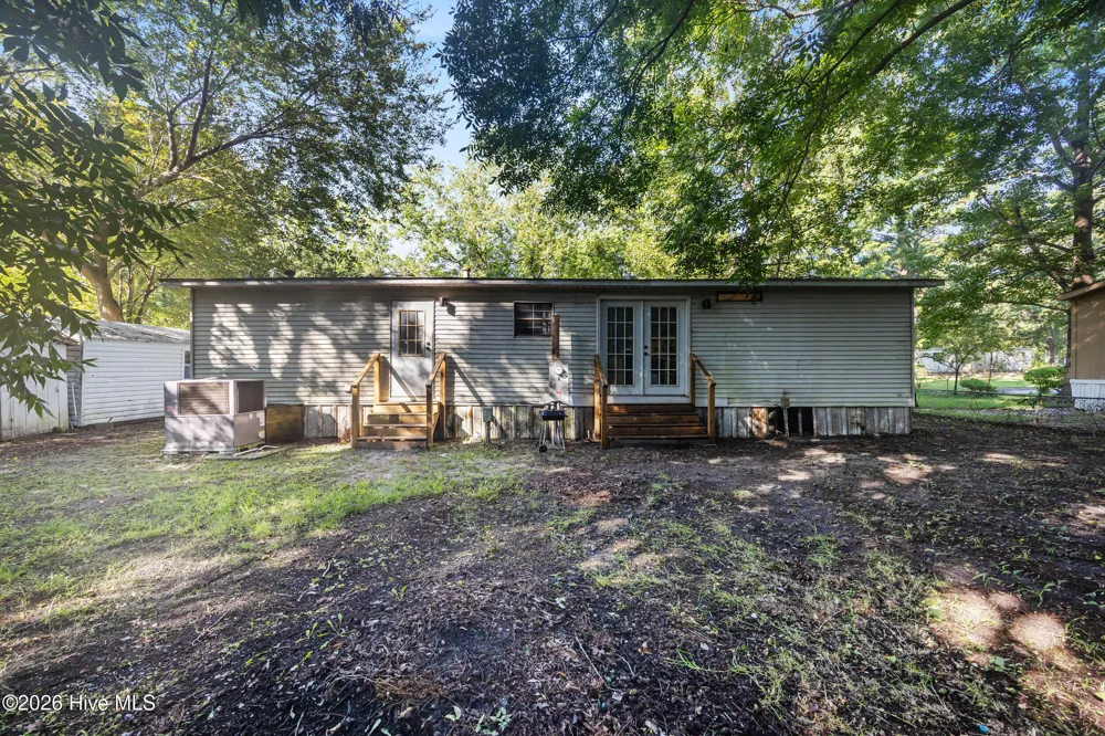 208 Early Drive Jacksonville, NC 28540