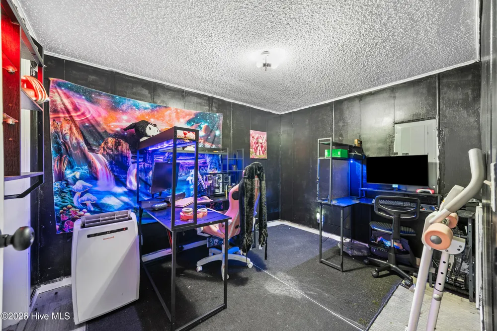 208 Early Drive Jacksonville, NC 28540