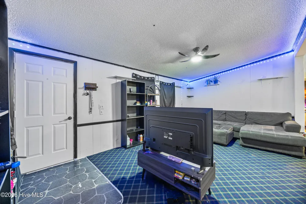 208 Early Drive Jacksonville, NC 28540
