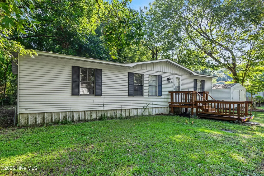 208 Early Drive Jacksonville, NC 28540
