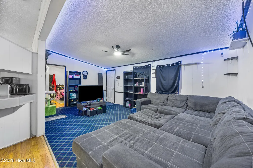 208 Early Drive Jacksonville, NC 28540