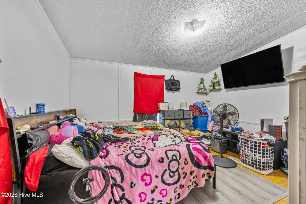 208 Early Drive Jacksonville, NC 28540