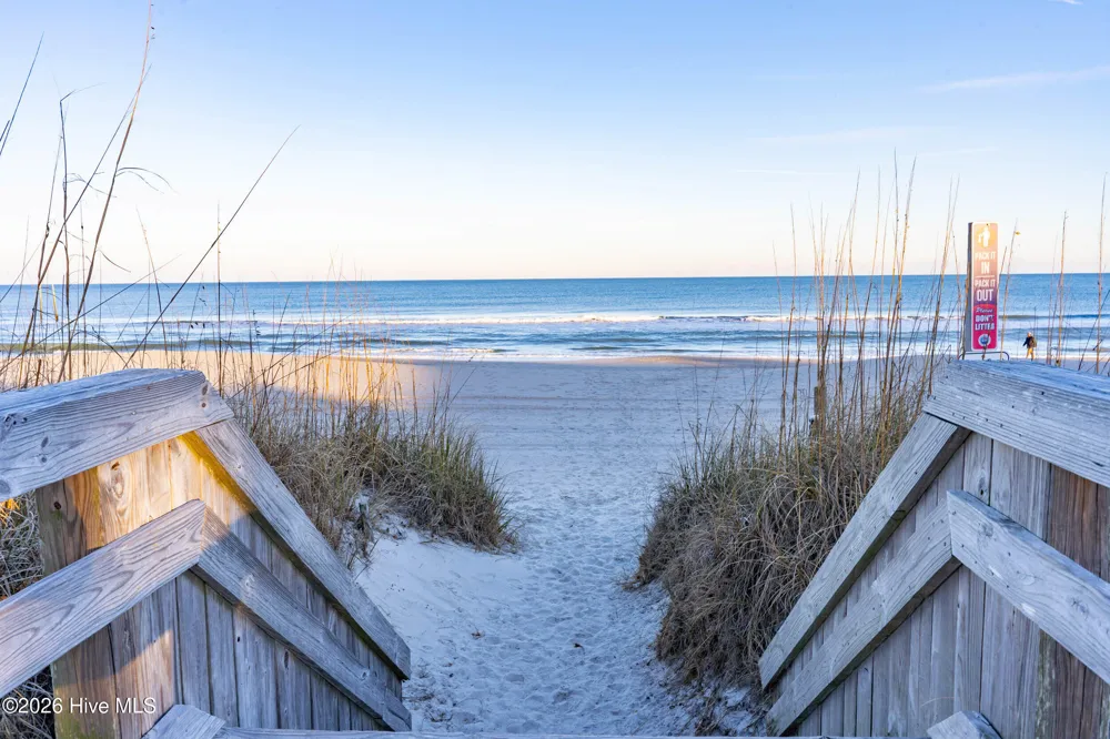 709 Canal Drive #Apt 3b Carolina Beach, NC 28428