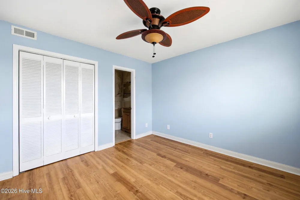 709 Canal Drive #Apt 3b Carolina Beach, NC 28428