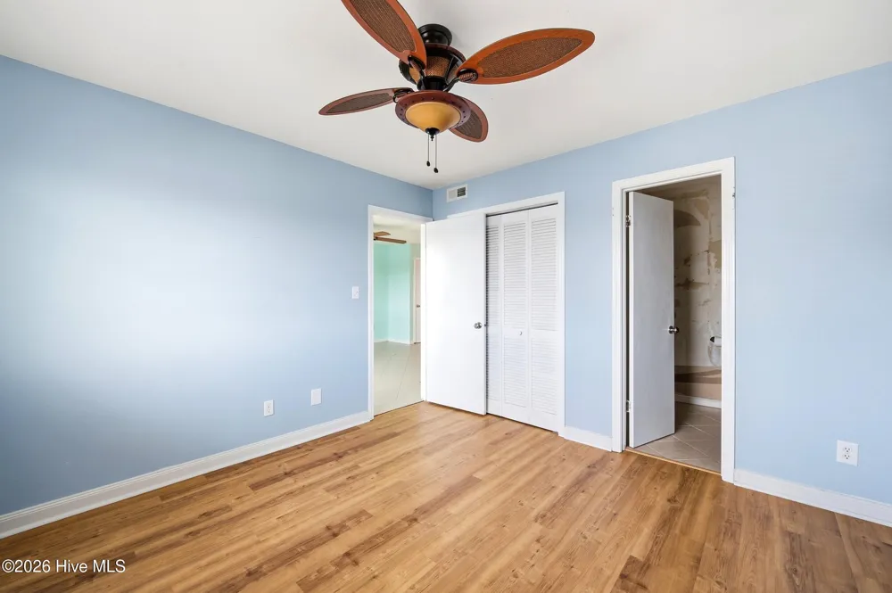 709 Canal Drive #Apt 3b Carolina Beach, NC 28428