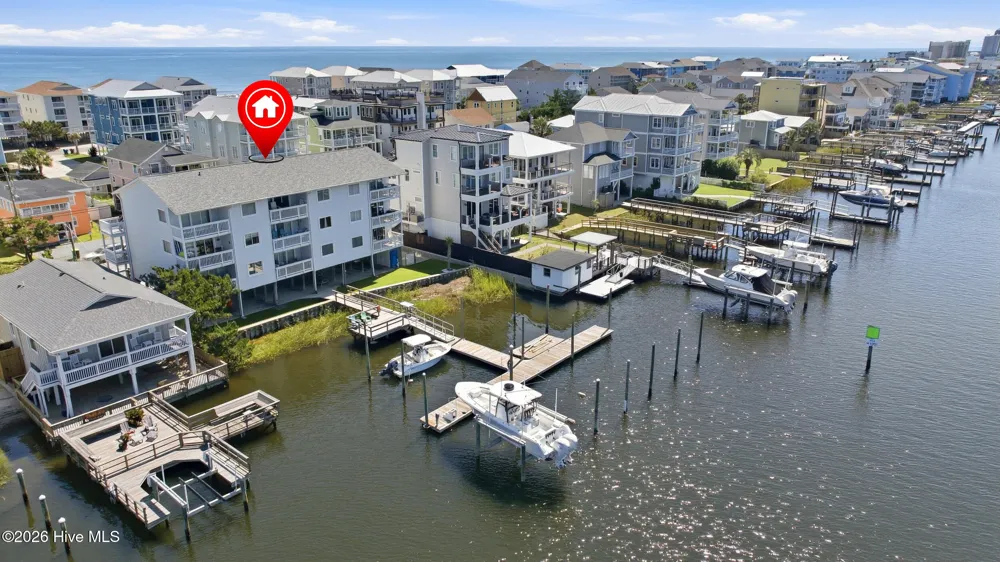 709 Canal Drive #Apt 3b Carolina Beach, NC 28428