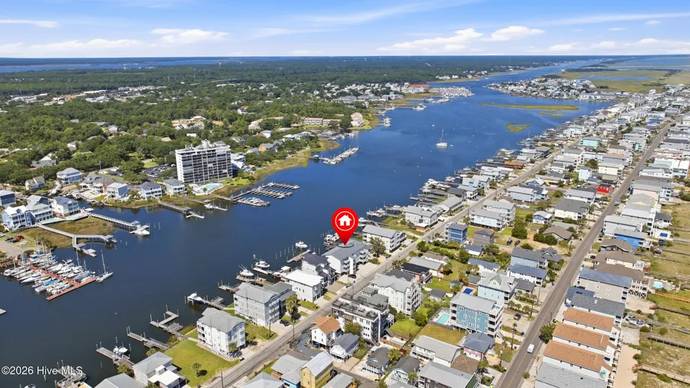 709 Canal Drive #Apt 3b Carolina Beach, NC 28428