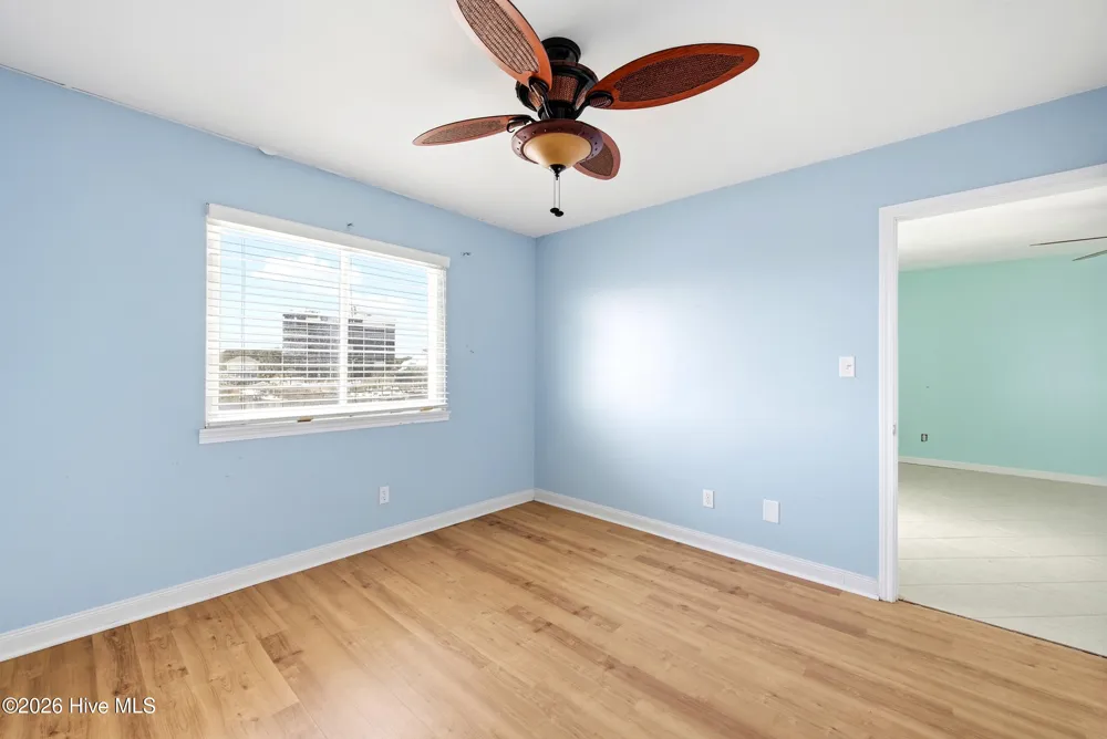 709 Canal Drive #Apt 3b Carolina Beach, NC 28428