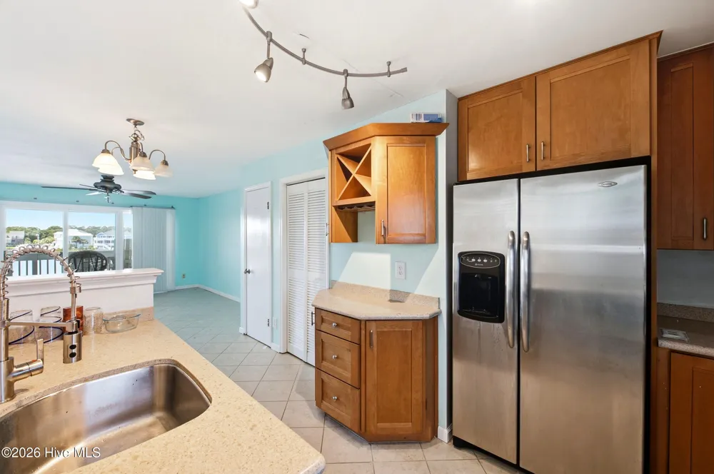 709 Canal Drive #Apt 3b Carolina Beach, NC 28428
