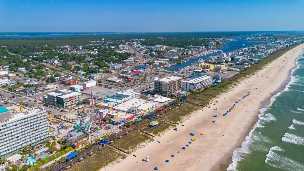 709 Canal Drive #Apt 3b Carolina Beach, NC 28428