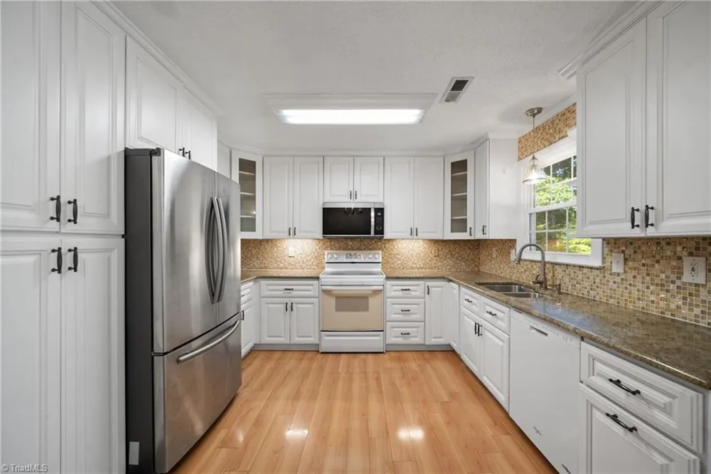4420 Eagles Nest Drive Winston-Salem, NC 27127