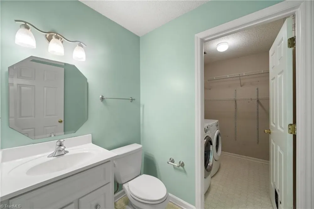 4420 Eagles Nest Drive Winston-Salem, NC 27127
