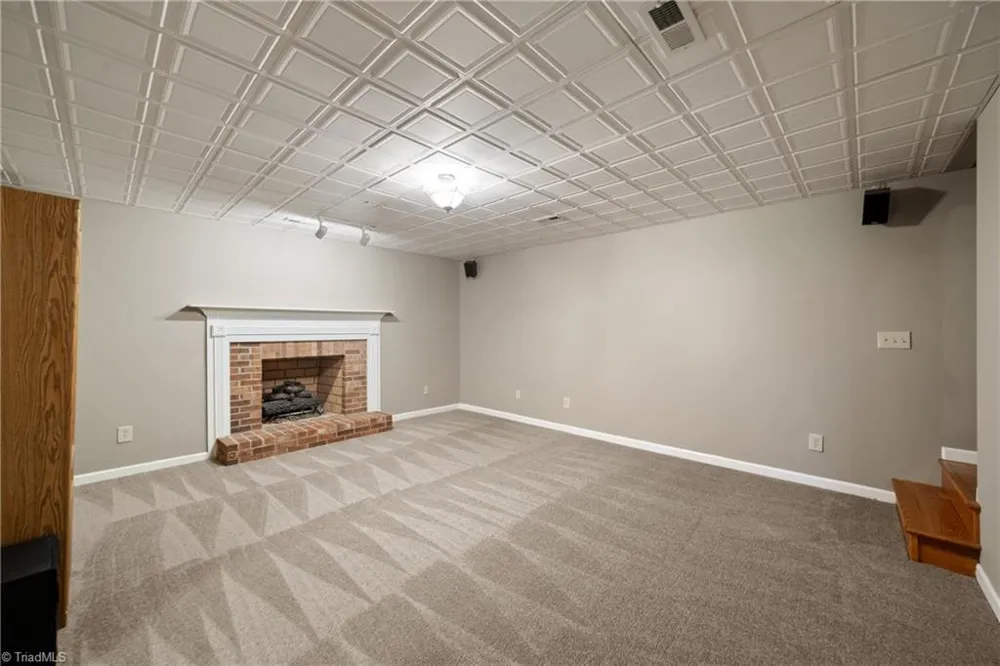 4420 Eagles Nest Drive Winston-Salem, NC 27127