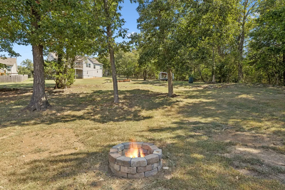 1891 Sheffield Ln Columbia, TN 38401
