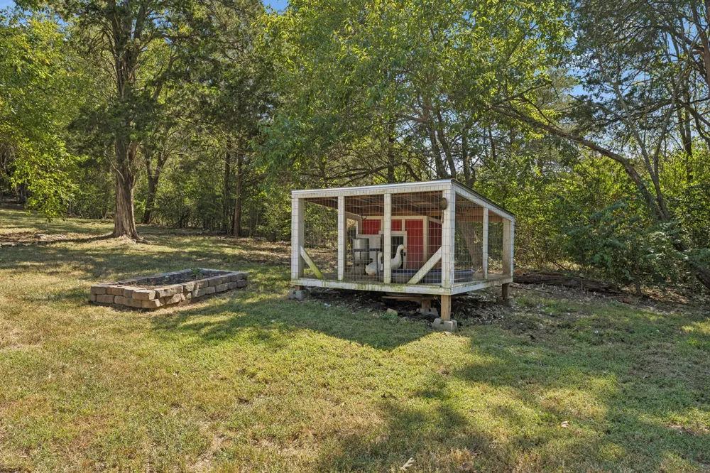 1891 Sheffield Ln Columbia, TN 38401