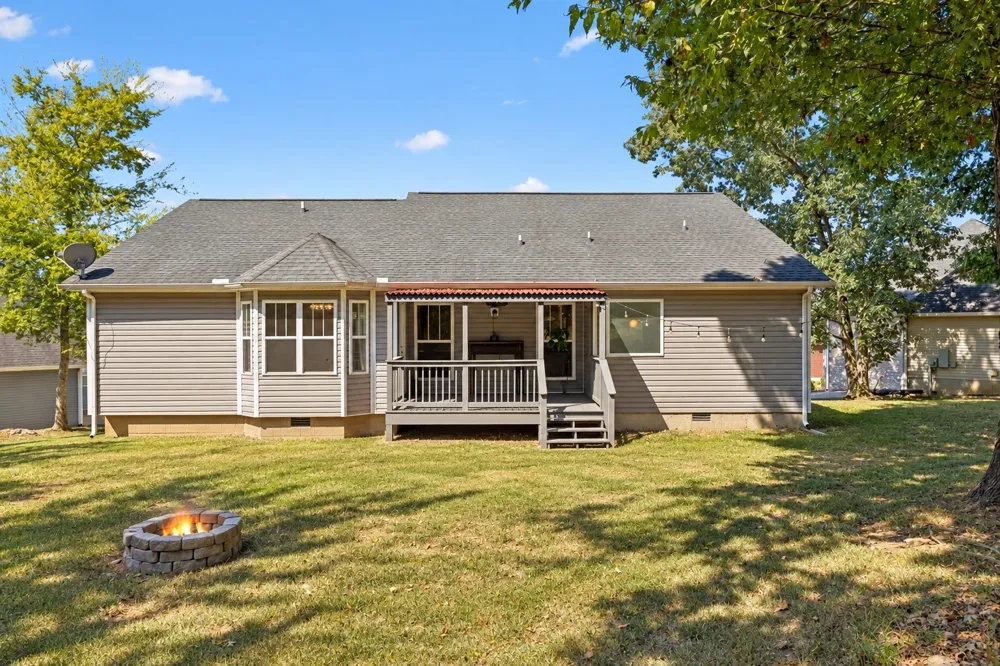1891 Sheffield Ln Columbia, TN 38401