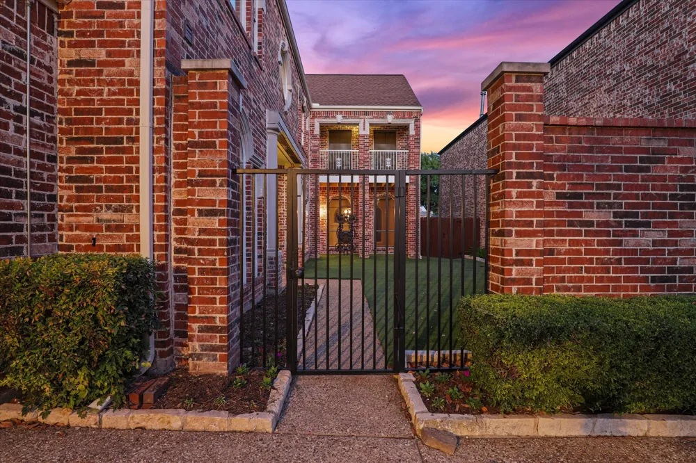 2820 Prestonwood Drive Plano, TX 75093