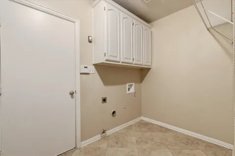2820 Prestonwood Drive