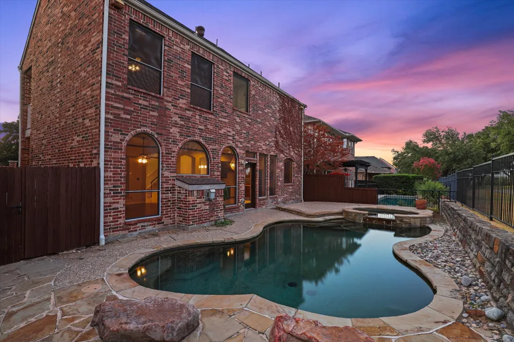 2820 Prestonwood Drive Plano, TX 75093
