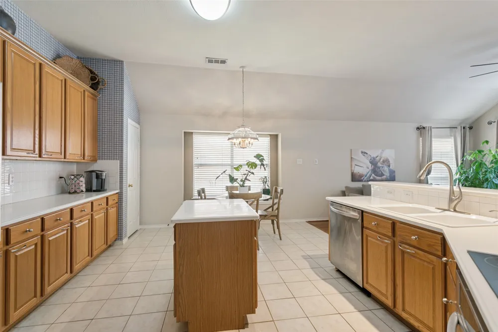 2005 Club View Circle Corinth, TX 76210