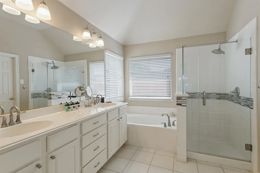 2005 Club View Circle Corinth, TX 76210