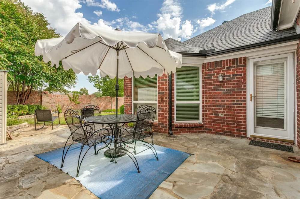 2005 Club View Circle Corinth, TX 76210