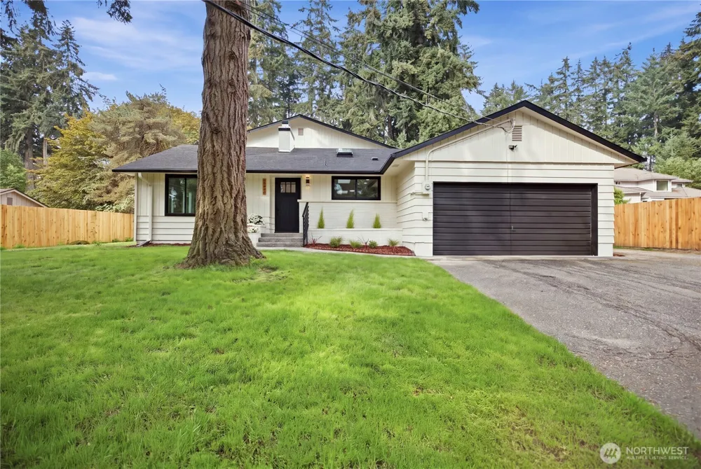 4702 Waller Road E Tacoma, WA 98443