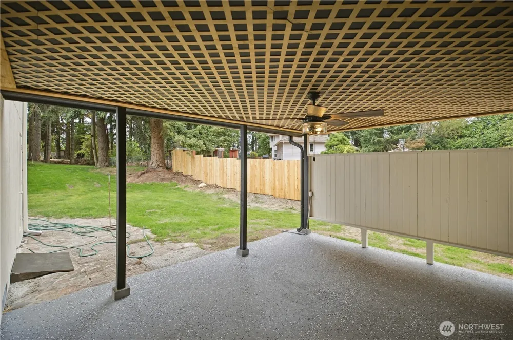4702 Waller Road E Tacoma, WA 98443