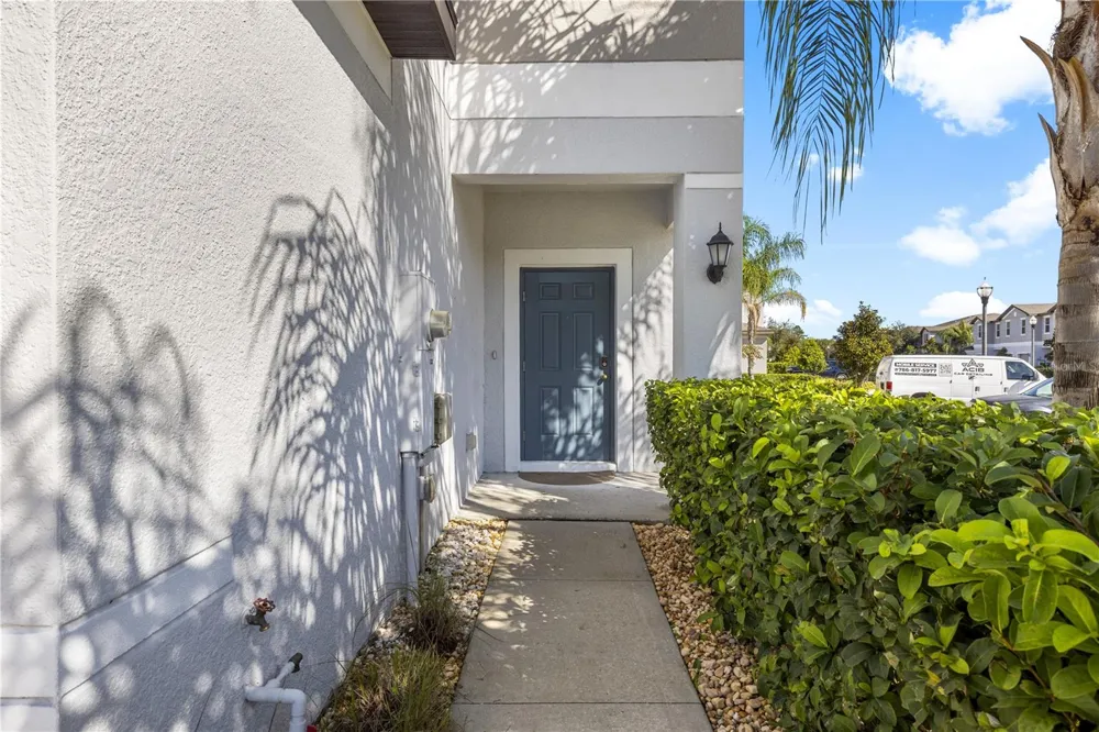 23281 WILLOW GLEN WAY Lutz, FL 33549