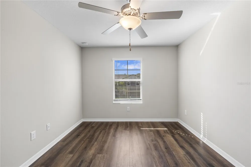 23281 WILLOW GLEN WAY Lutz, FL 33549