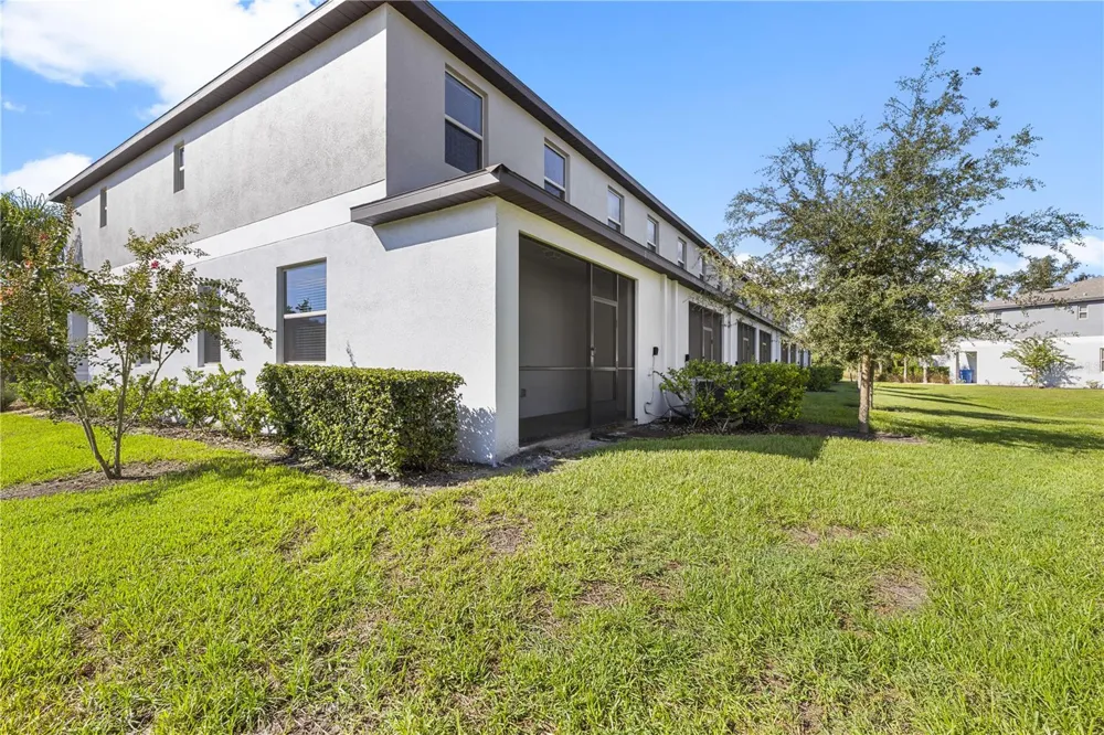 23281 WILLOW GLEN WAY Lutz, FL 33549
