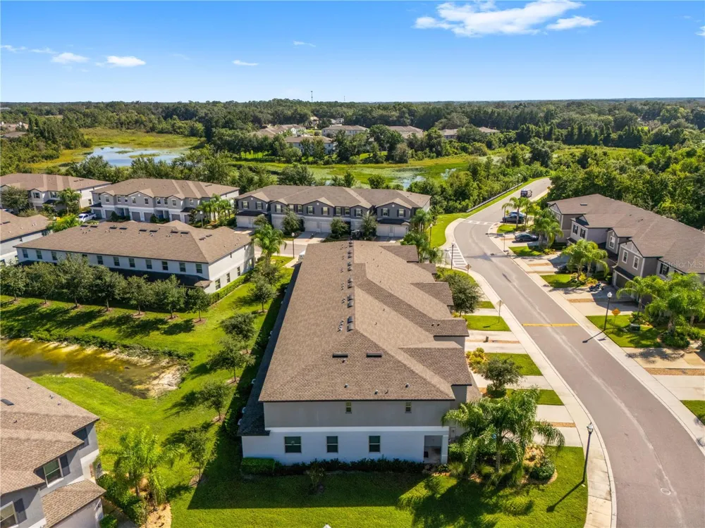 23281 WILLOW GLEN WAY Lutz, FL 33549