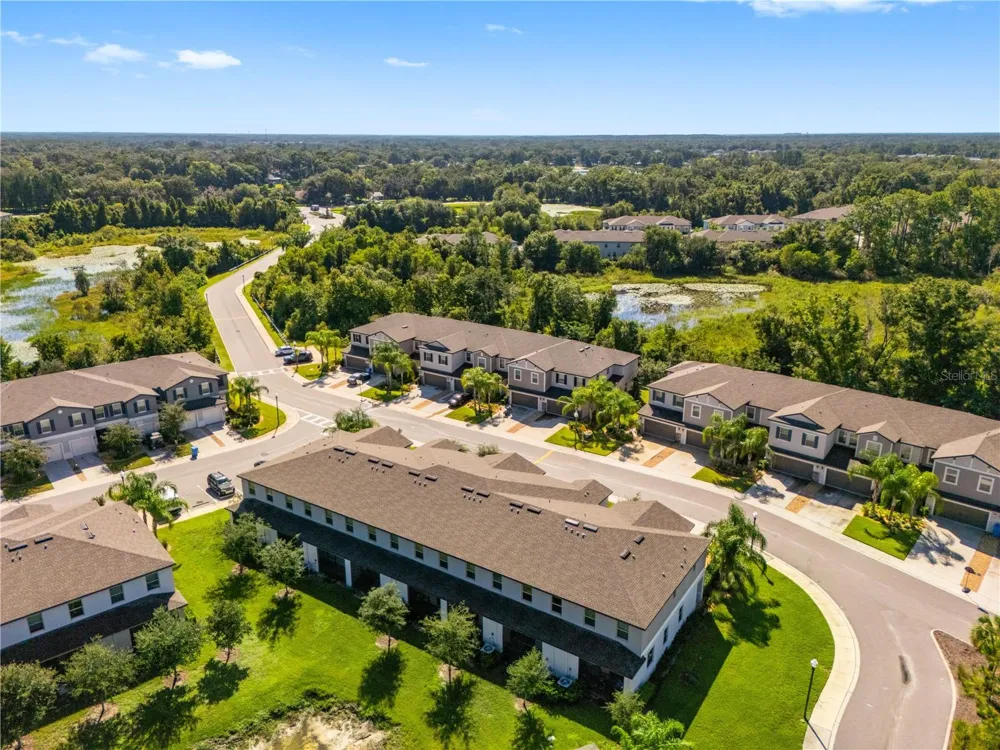 23281 WILLOW GLEN WAY Lutz, FL 33549