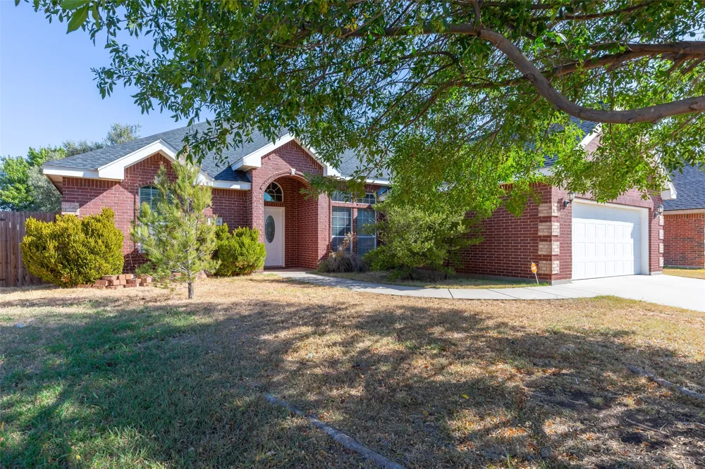 2234 Old Ironsides Road Abilene, TX 79601