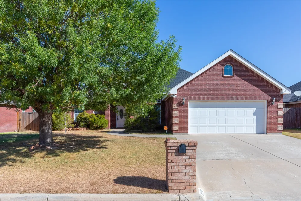 2234 Old Ironsides Road Abilene, TX 79601