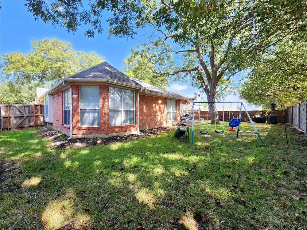 4213 Pecan Grove Lane Rowlett, TX 75088