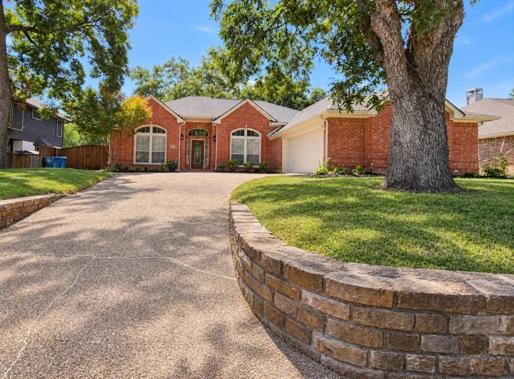 4213 Pecan Grove Lane Rowlett, TX 75088