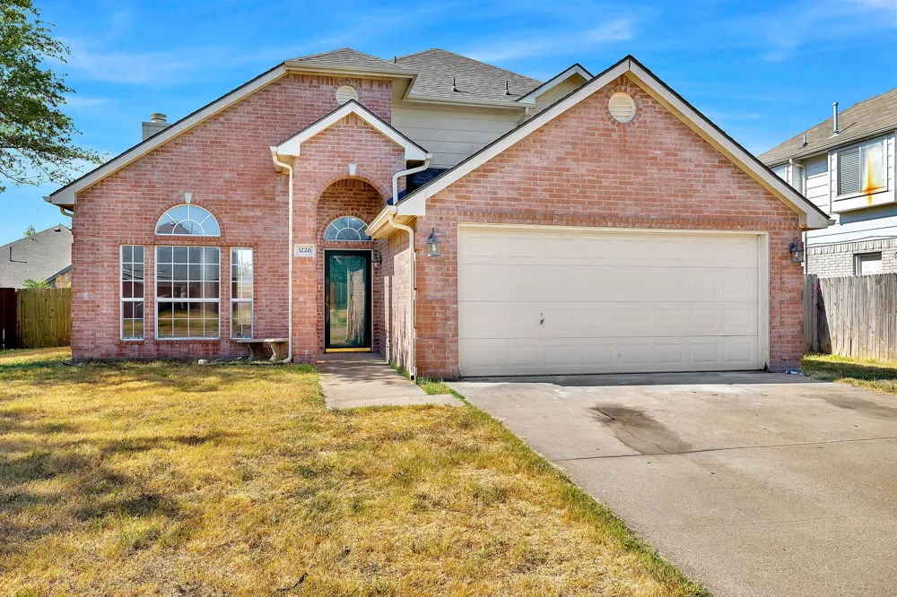 3226 Eagle Lane Midlothian, TX 76065