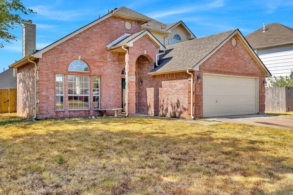 3226 Eagle Lane Midlothian, TX 76065