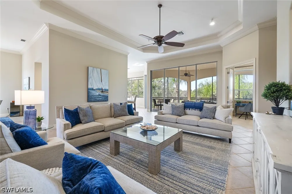 Porta Vecchio Way #201 Naples, FL 34110