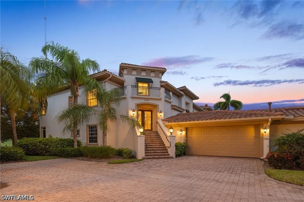 Porta Vecchio Way #201 Naples, FL 34110