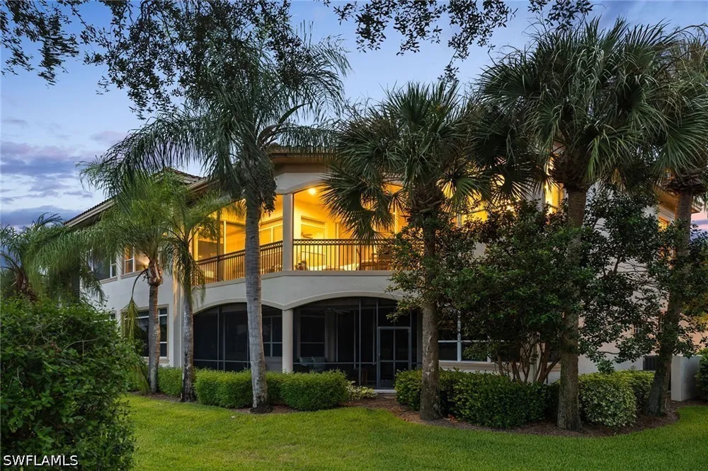 Porta Vecchio Way #201 Naples, FL 34110