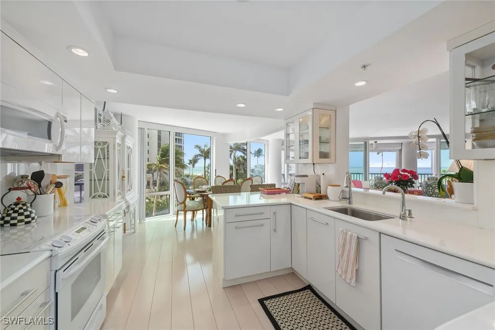 Gulf Shore Boulevard #101 Naples, FL 34103