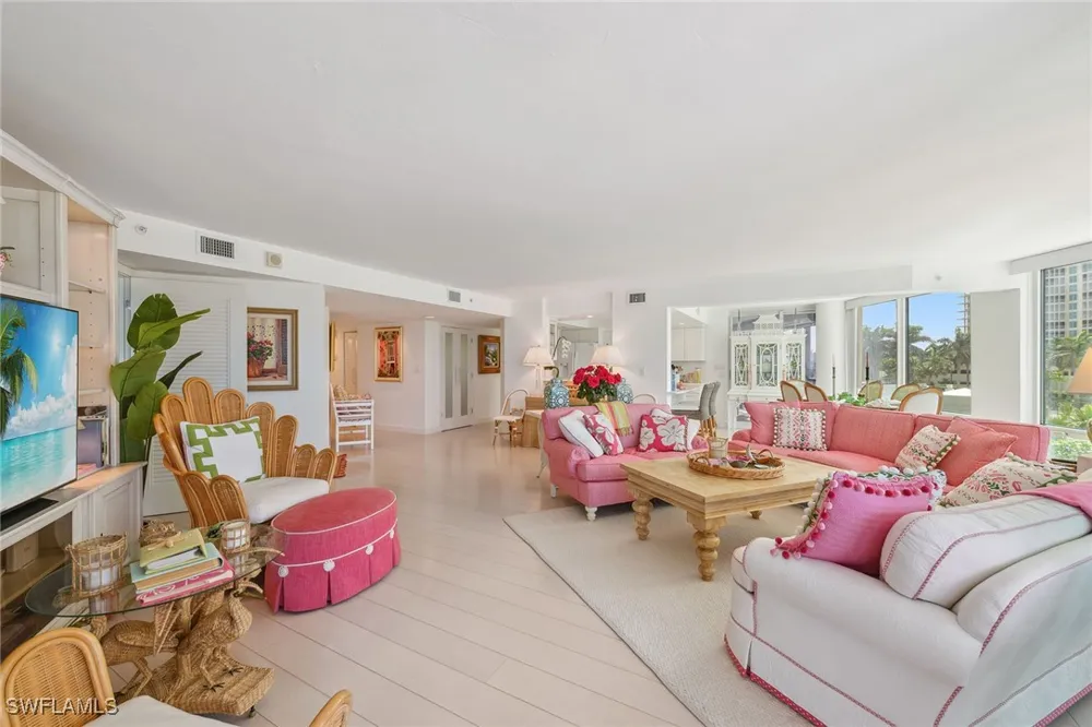 Gulf Shore Boulevard #101 Naples, FL 34103